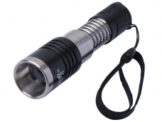 TrustFire Z8 Zoomable CREE XM-L T6 LED 3-Mode 600-Lumens Stainless Steel Flashlight